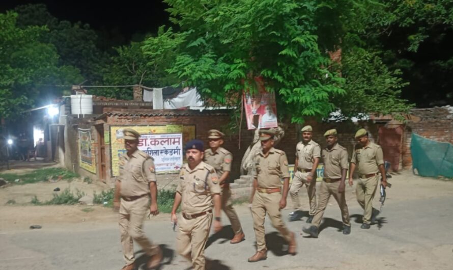 क्षेत्राधिकारी लालगंज श्री आशुतोष मिश्रा द्वारा थाना प्रभारी लीलापुर के साथ थाना